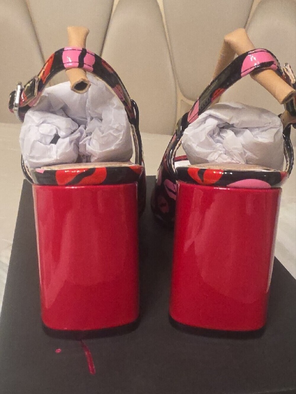 Betsey Johnson ASHHLEY Multi Lips Black Slingback Pumps Red and Pink Lips Size 8 - Picture 9 of 14